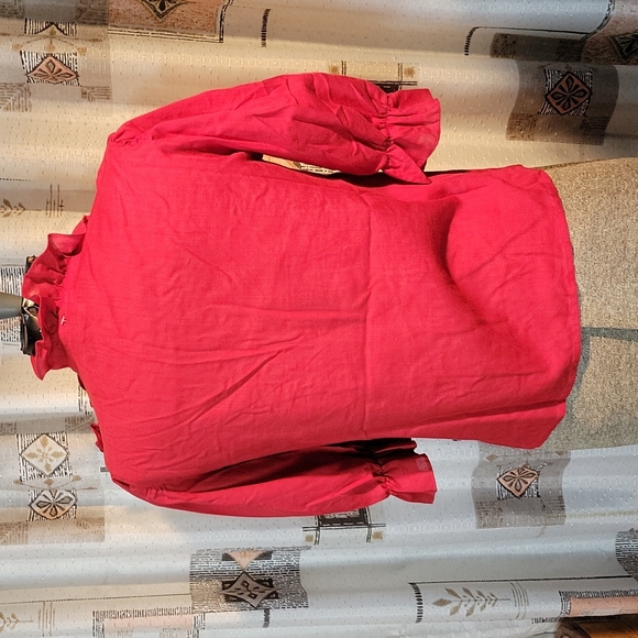 Vintage Bolts Red Ruffle Top - Picture 6 of 11